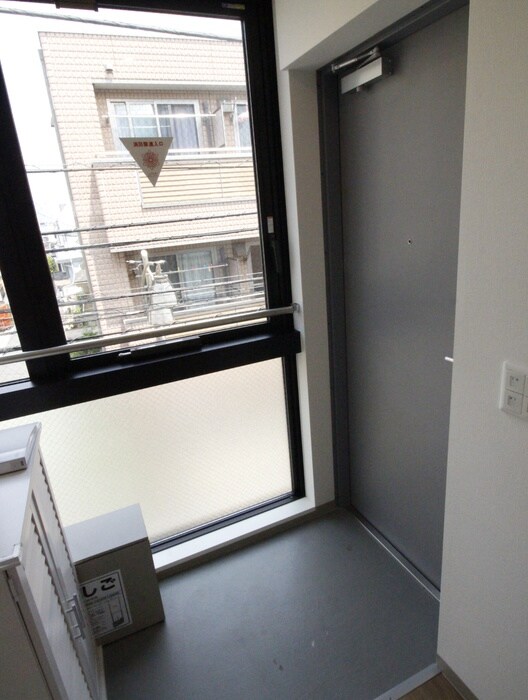 ＲＯＯＦ明大前の物件内観写真