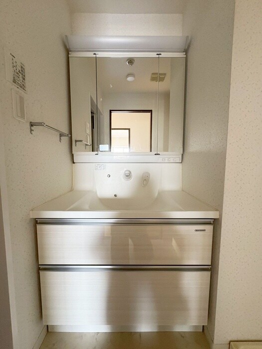 オ－シャンビュ－壱番館の物件内観写真