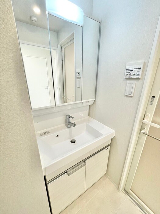 コンフォリア・リヴ巣鴨の物件内観写真