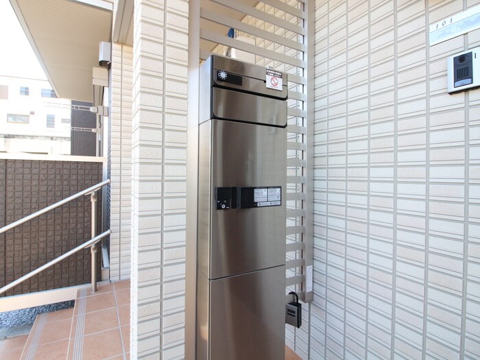 アンソレイエの物件外観写真