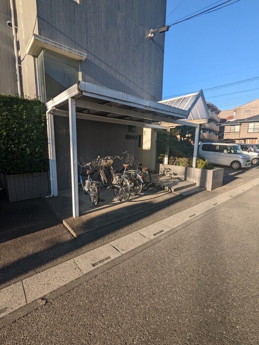 第二島村ハイツの物件外観写真