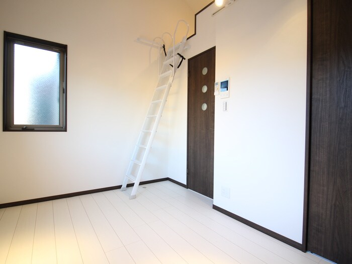 レイディアンス東山田の物件内観写真