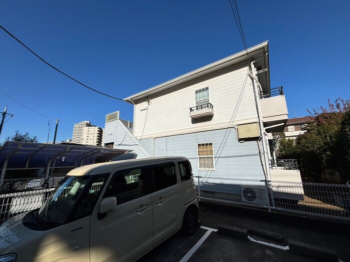 シャトル鹿島の物件外観写真