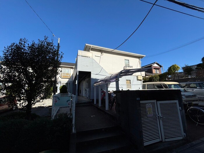 シャトル鹿島の物件外観写真