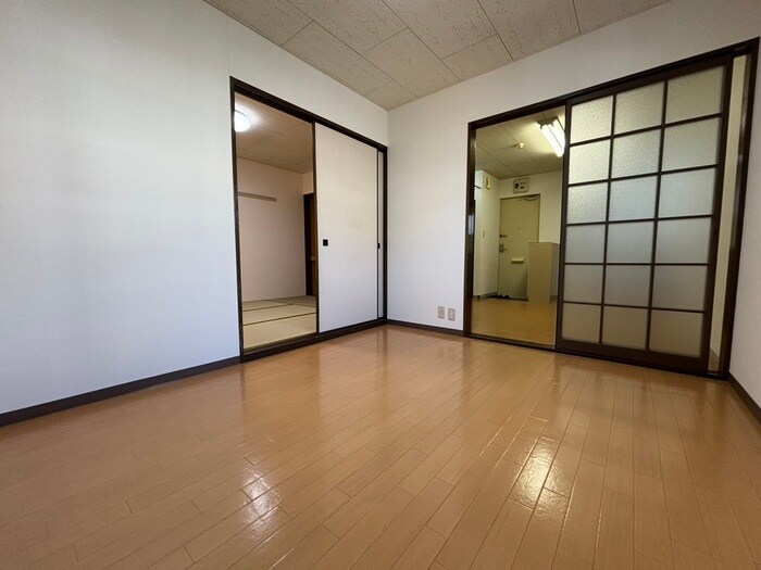 シャトル鹿島の物件内観写真