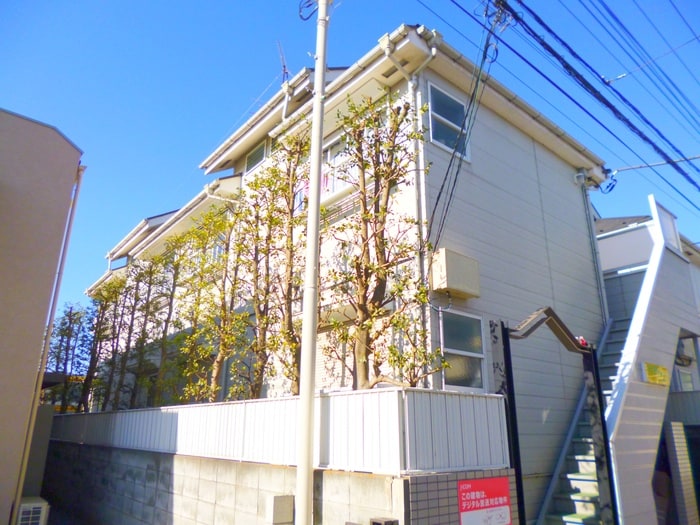 サンフラワー仲町ハイツの物件外観写真