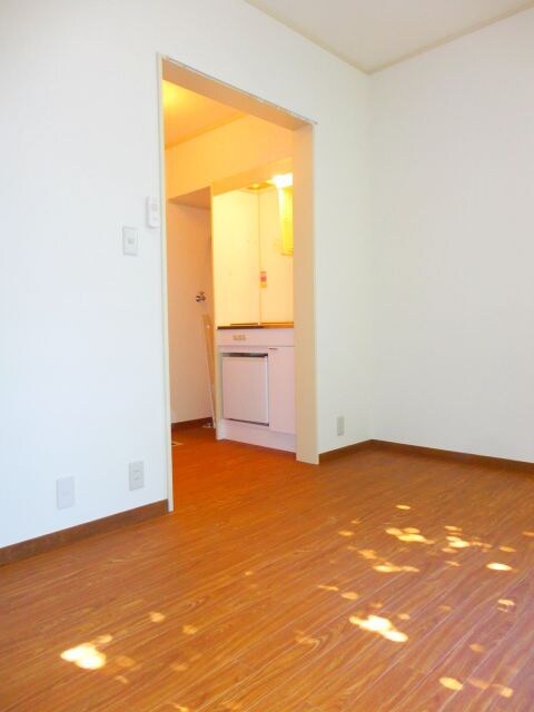 サンフラワー仲町ハイツの物件内観写真