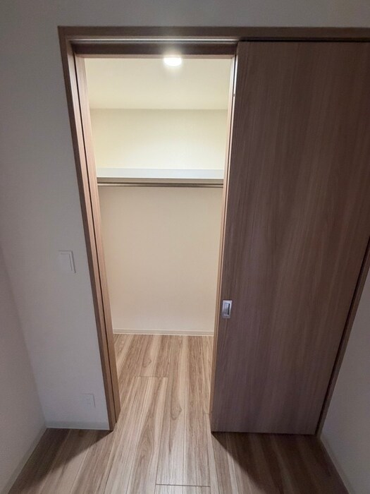 ﾌﾟﾚｻﾝｽﾌﾞﾙｰﾑ浅草の物件内観写真