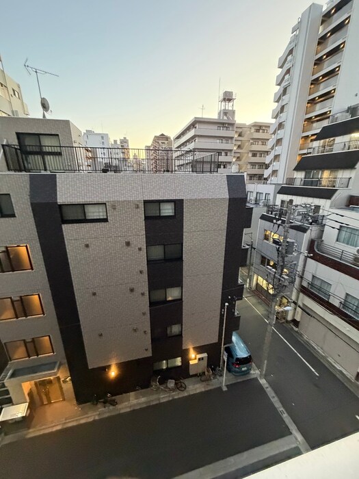 ﾌﾟﾚｻﾝｽﾌﾞﾙｰﾑ浅草の物件内観写真