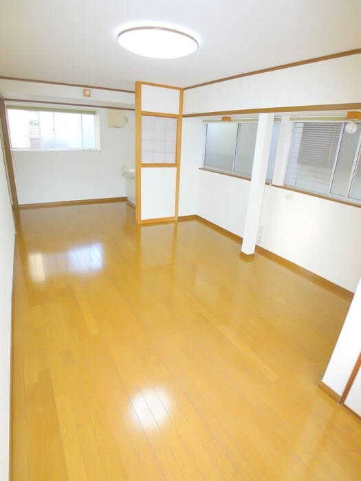 鳥塚様貸家の物件内観写真