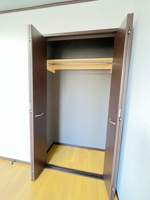 ＰＬＵＳ　ＨＯＵＳＥの物件内観写真