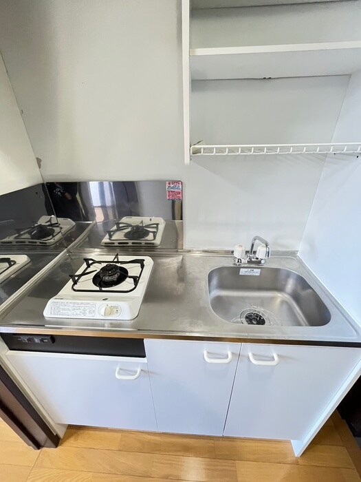 ＰＬＵＳ　ＨＯＵＳＥの物件内観写真