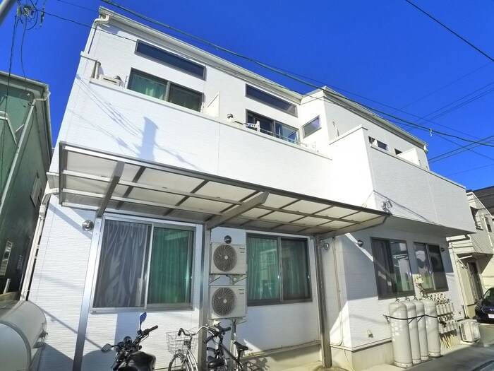 ヒルズ稔台の物件外観写真