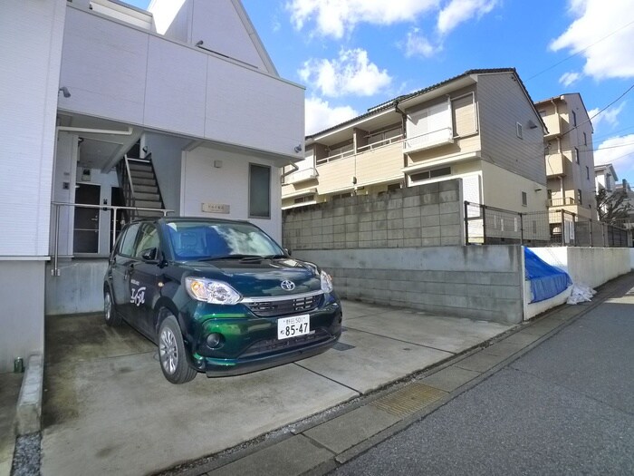 ヒルズ稔台の物件外観写真