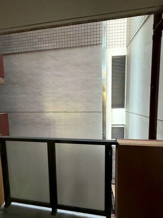 ｱｰﾙ･ｹｰﾌﾟﾗｻﾞﾍﾞｲｻｲﾄｳﾞｭｰ横濱(206)の物件内観写真