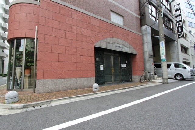 シャンブリ－ズ三越前の物件外観写真