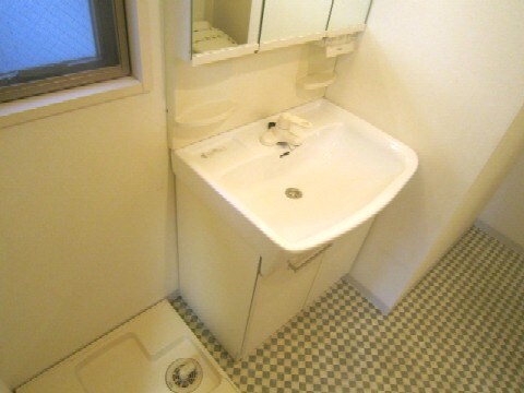 シャンブリ－ズ三越前の物件内観写真