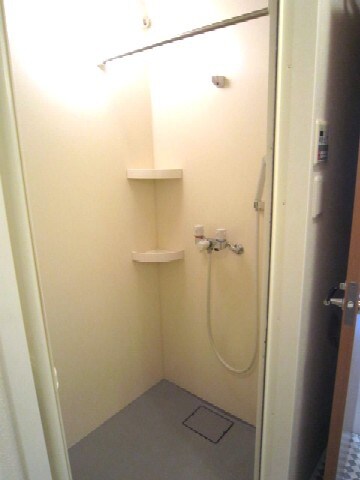 シャンブリ－ズ三越前の物件内観写真