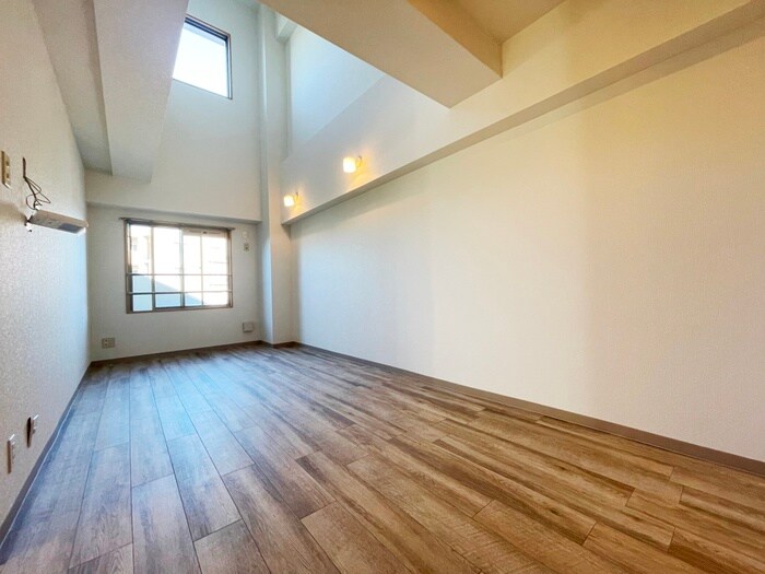 プレシャスイ－ストの物件内観写真