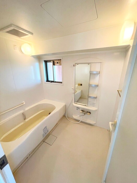 プレシャスイ－ストの物件内観写真