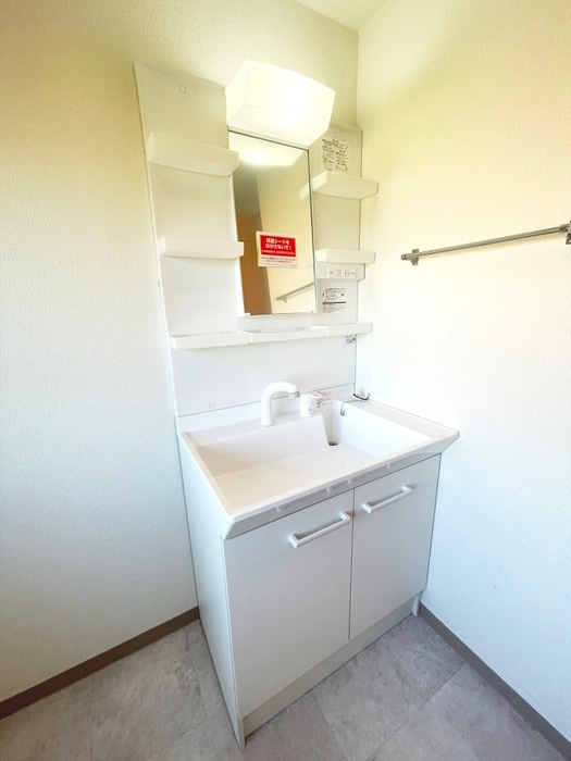 プレシャスイ－ストの物件内観写真