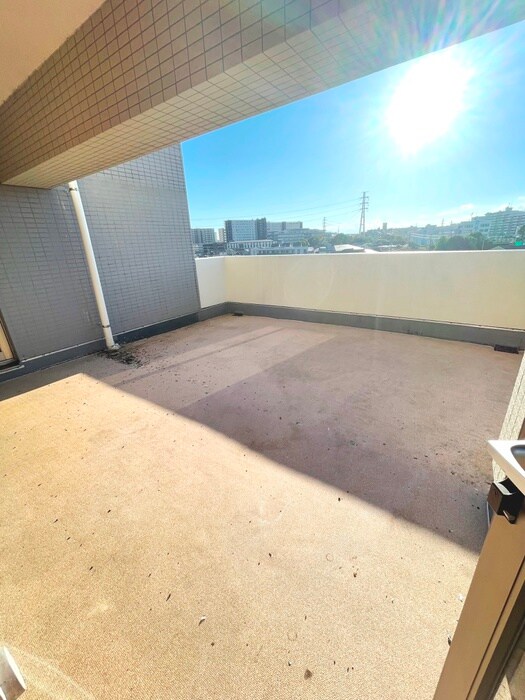 プレシャスイ－ストの物件内観写真