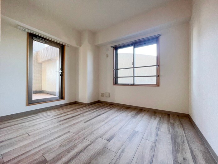 プレシャスイ－ストの物件内観写真