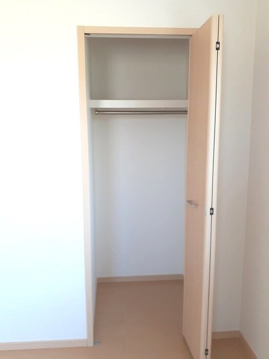 ラルジュＢの物件内観写真