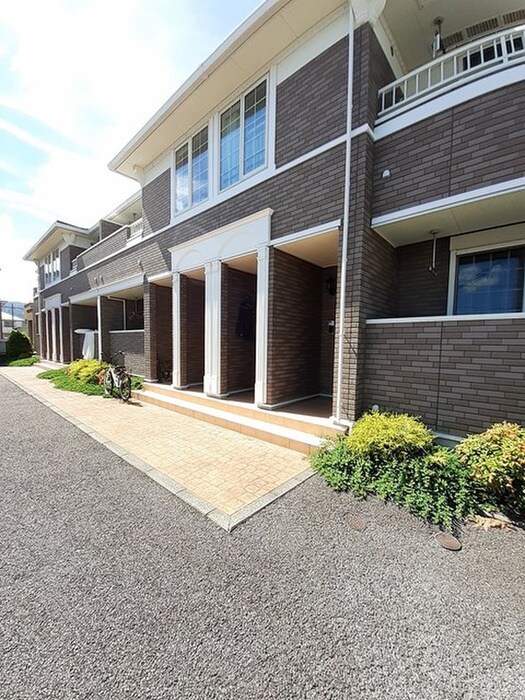 ラルジュＢの物件内観写真