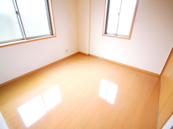 ウィンディアＡの物件内観写真