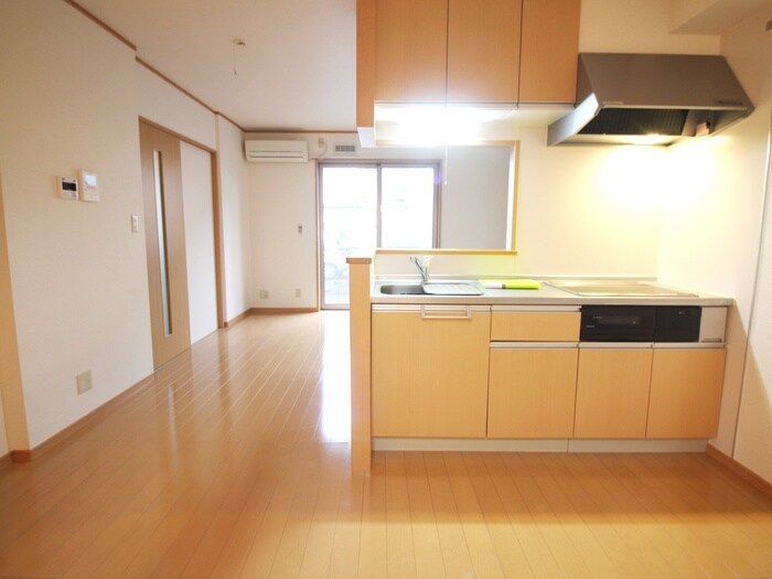 ウィンディアＡの物件内観写真