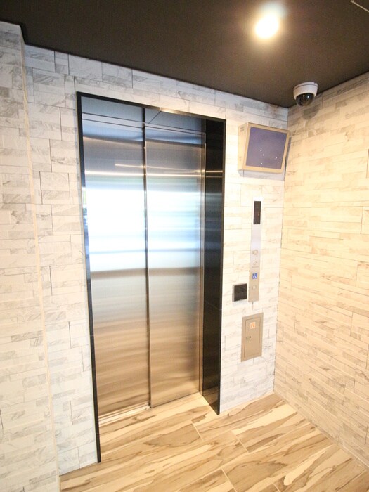 レオンコンフォート池田山の物件外観写真