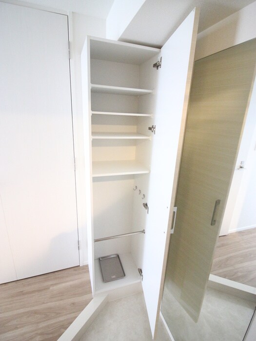 レオンコンフォート池田山の物件内観写真