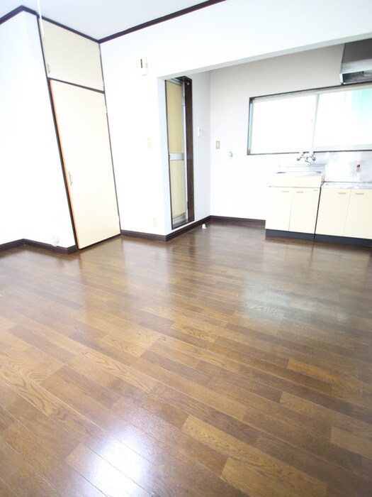 ツカサコーポ柏台の物件内観写真