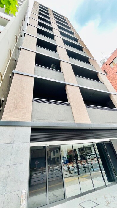 シーズンフラッツ新御徒町の物件外観写真