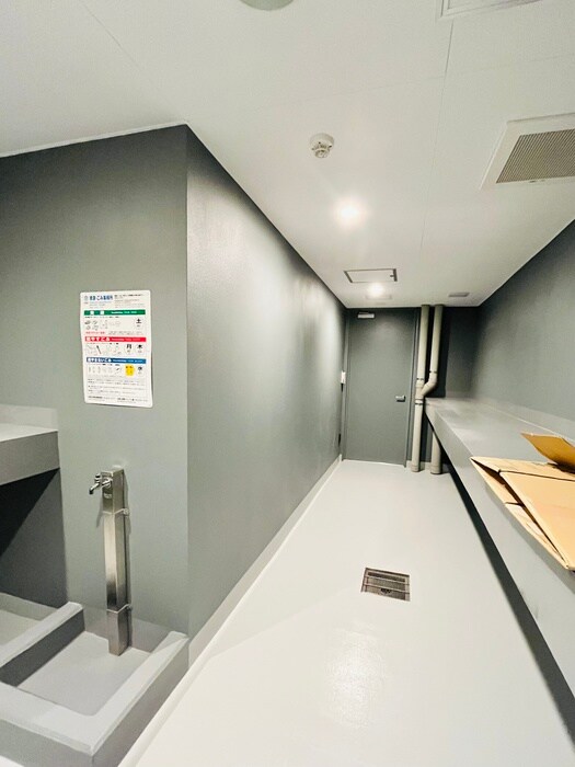 シーズンフラッツ新御徒町の物件外観写真