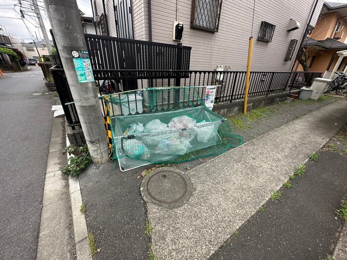 フレグランス東山の物件外観写真