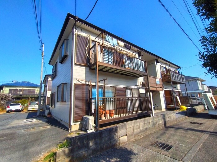 グリ－ンピアⅠの物件外観写真