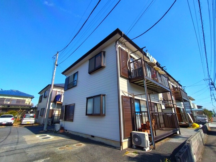 グリ－ンピアⅠの物件外観写真