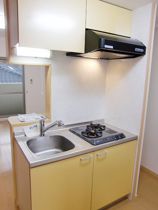 フィオ－レⅤの物件内観写真