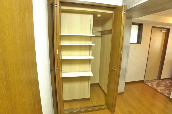 Garden　Palace 早稲田(1Ｆ～3F)の物件内観写真