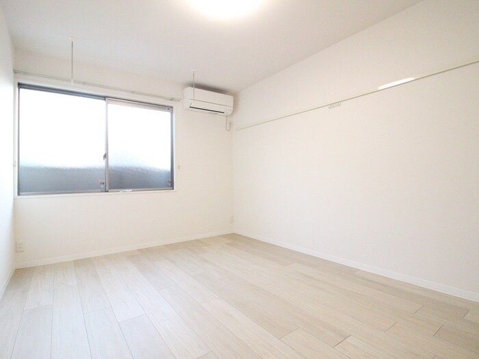 パーシモンコートの物件内観写真