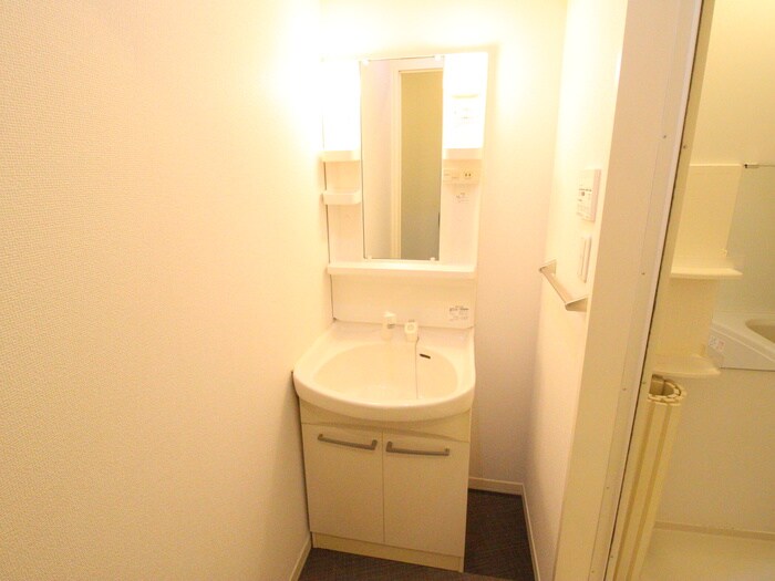 パーシモンコートの物件内観写真