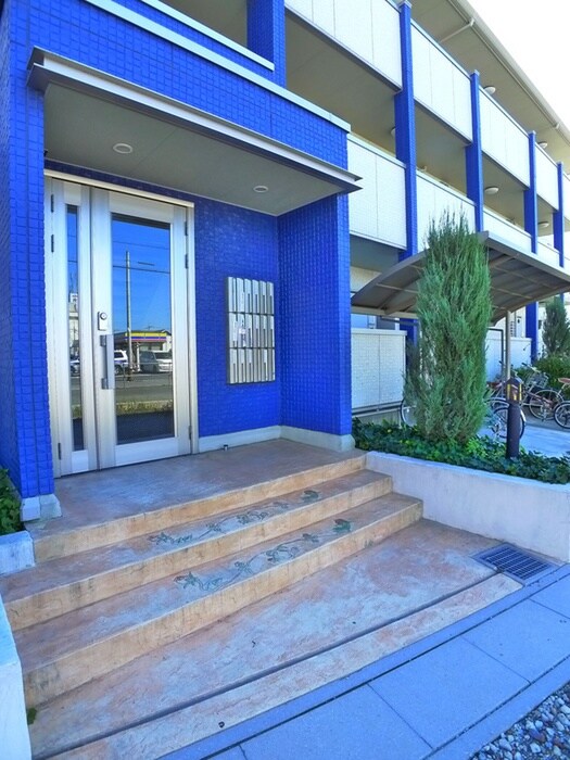 カンピエーレの物件外観写真