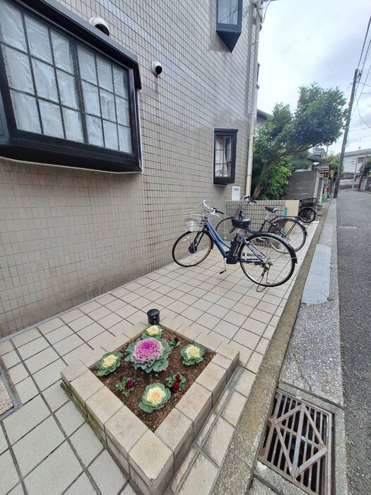 コパ－ズアプト港南ⅥパートⅡの物件外観写真