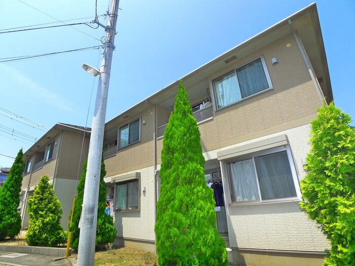 ブリ－ズ東海神Ａの物件外観写真