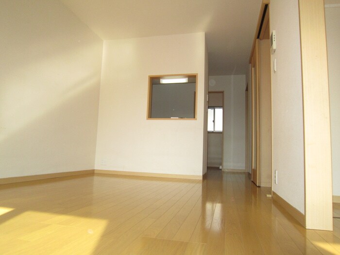 ブリ－ズ東海神Ａの物件内観写真