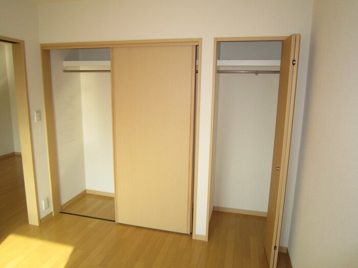 ブリ－ズ東海神Ａの物件内観写真