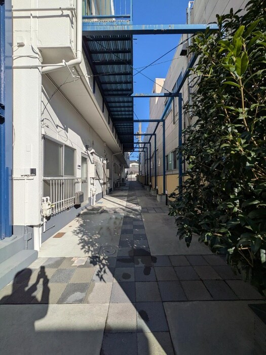 新井ビルの物件外観写真