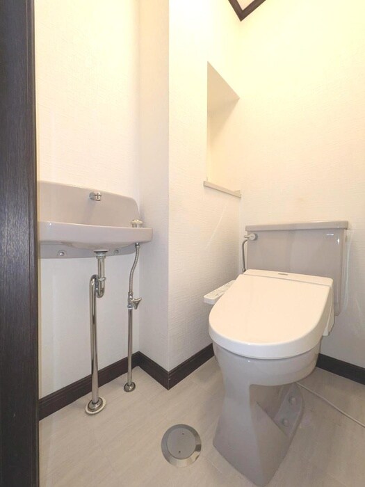 新井ビルの物件内観写真